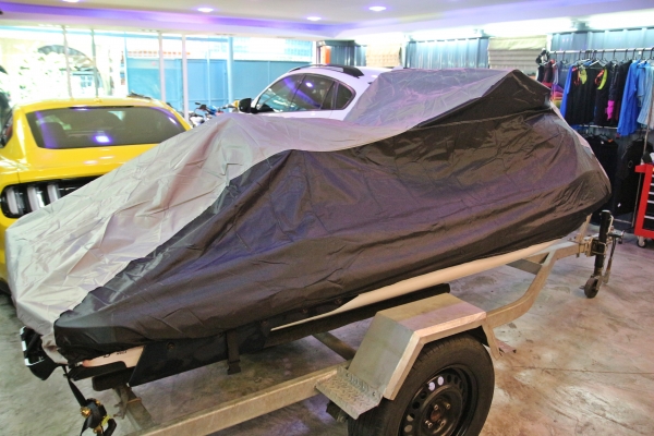 ผ้าคลุมJETSKI Yamaha,seadoo รุ่น2ที่นั่งเเละ3ที่นั่ง2,500b.