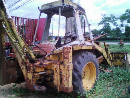 ขายกระบะดั้มหางพ่วงและอุปกรณ์อื่นๆ