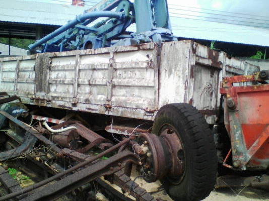 ขายกระบะดั้มหางพ่วงและอุปกรณ์อื่นๆ