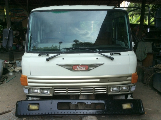 ขาย หัวสิบล้อ HINO f18 ทำสีใหม่ มีขาดีดหน้า-ขาคำ้หลัง เบาะใหม่ อุปกรณ์ครบ