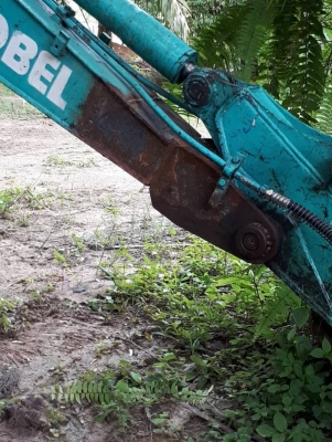 KOBELCO SK042