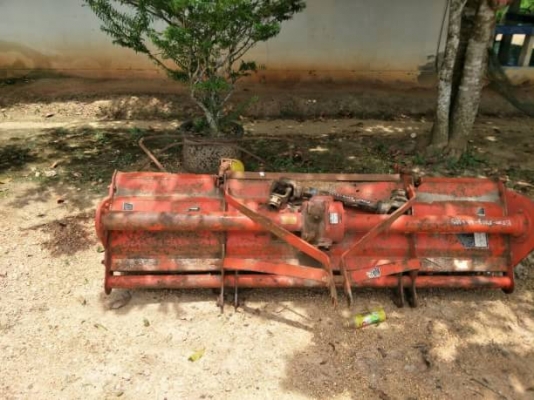 KUBOTA M5000SU อุปกรณ์4ชิ้น ตามรูป รถสวย พร้อมใช้ ราคาต่อรองได้ ติดต่อ 0872976734