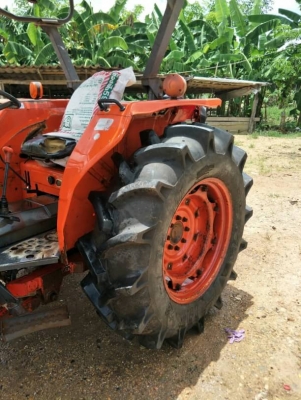 KUBOTA M5000SU อุปกรณ์4ชิ้น ตามรูป รถสวย พร้อมใช้ ราคาต่อรองได้ ติดต่อ 0872976734