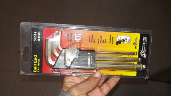 ขายชุดหกเหลี่ยมหัวบอลรุ่นสีทอง ชุด9ขนาดใหม่เก่าเก็บ