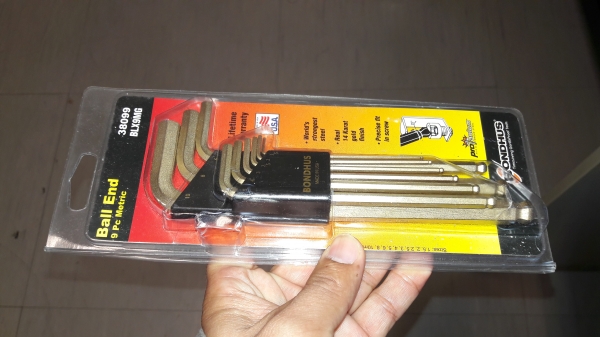 ขายชุดหกเหลี่ยมหัวบอลรุ่นสีทอง ชุด9ขนาดใหม่เก่าเก็บ