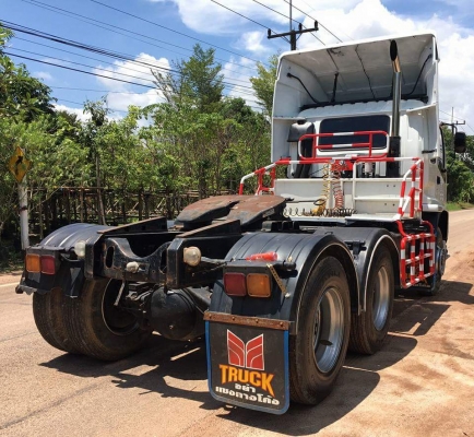ขายด่วน!!!...รถบรรทุก 10 ล้อหัวลาก ISUZU DECA เครื่องดี ครัชซีสวย แอร์เย็น พร้อมใช้งาน 0812949612