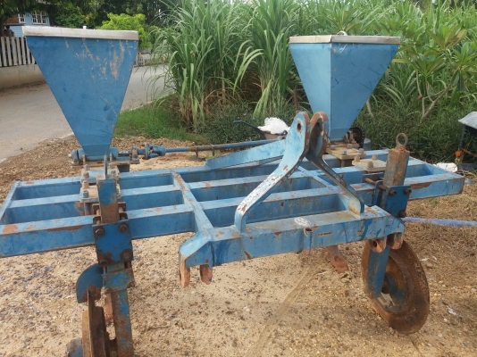 ขายหางริปเปอรฝังปุ๋ยกลกิจบ้านโปร่ง