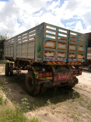 ขาย 265,000 บาท ลูกพ่วงดั้ม 2 เพลา อู่ ST ยาว 6.2  สภาพพร้อมใช้ เอกสารเล่มทะเบียน  รถอยู่ จ.อุบลราชธานี 090-772-3710,090-772-3708