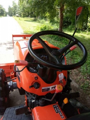 ขายคูโบต้า  L3608SP (4wd)  สภาพสวยๆนางงามเลยค่ะ รถเกรดเอ!! สีเดิมๆ  #ใช้งานน้อยเพียง323 ชม.  #มีอุปกรณ ์ดันหน้า(ของใหม่)➕หางตัดหญ้า(ใหม่) ขนาด 1.30 เมตร #เล่มทะเบียนพร้อม#บริการจัดส่งทั่วไทย???? #สนใจโทร082-298-9243 แม็ก