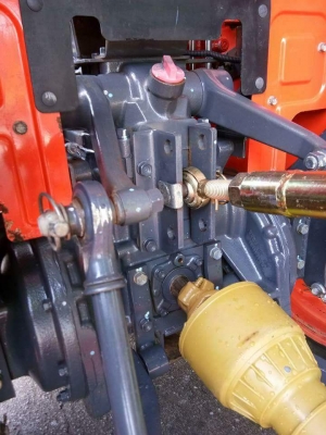 ขายคูโบต้า  L3608SP (4wd)  สภาพสวยๆนางงามเลยค่ะ รถเกรดเอ!! สีเดิมๆ  #ใช้งานน้อยเพียง323 ชม.  #มีอุปกรณ ์ดันหน้า(ของใหม่)➕หางตัดหญ้า(ใหม่) ขนาด 1.30 เมตร #เล่มทะเบียนพร้อม#บริการจัดส่งทั่วไทย???? #สนใจโทร082-298-9243 แม็ก