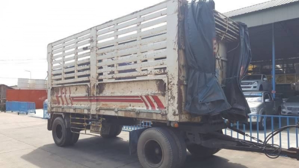 ขาย 195,000 ลูกพ่วง 2 เพลา ไม่ดั้ม ยาว 6 เมตร ช่วงล่างเพลาเหลี่ยม ทะเบียนพร้อมโอน รถอยู่ จ.อุดรธานี090-772-3710,090-772-3708