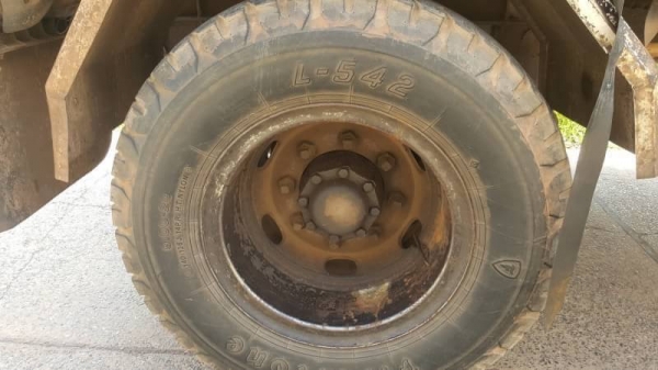 ขาย 195,000 ลูกพ่วง 2 เพลา ไม่ดั้ม ยาว 6 เมตร ช่วงล่างเพลาเหลี่ยม ทะเบียนพร้อมโอน รถอยู่ จ.อุดรธานี090-772-3710,090-772-3708