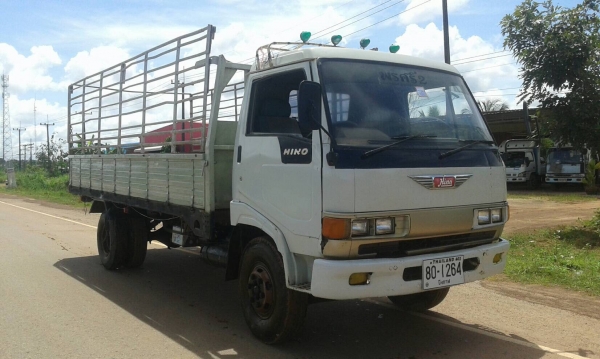 Hino Fc2W 120แรง ห้างแท้ปี36 พวงมาลัยเพาเวอร ภาสีเต้ม เล่มพร้อมโอน กะบะยาว5.5ม Hino Fc2W 120แรง ห้างแท้ปี36 พวงมาลัยเพาเวอร ภาสีเต้ม เล่มพร้อมโอน กะบะยาว5.5ม