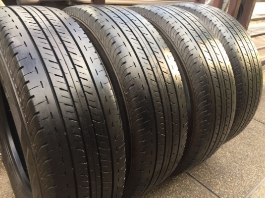 ยาง Bridgestone 215 70 15 กลางปี16 ดอกเต็ม ไม่มีปะ ใช้ยาว ราคาไม่แพง ยาง Bridgestone 215 70 15 กลางปี16 ดอกเต็ม ไม่มีปะ ใช้ยาว ราคาไม่แพง