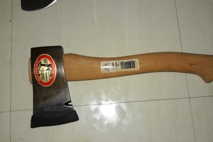 ขายขวานสวีเดน MADE IN SWEDEN.ใหม่เก่าเก็บสวยเหมาะมือ