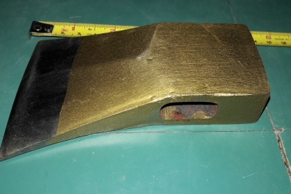 ขายหัวขวานถากโบราณสีทอง