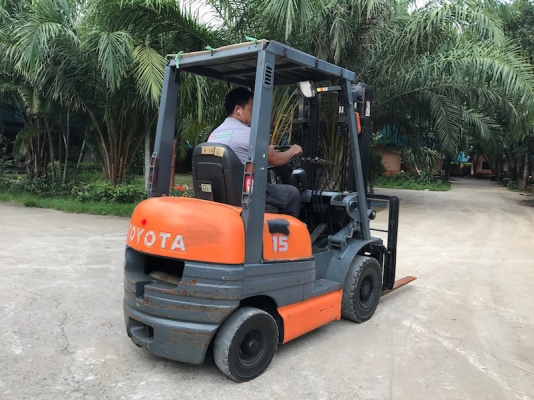 ขายFORKLIFT TOTOTA รุ่น6FG15(1.5ตัน)ออโต้ งาสไลด์ สวยเดิมจากญี่ปุ่น ยังไม่เคยใช้ในไทย 135,000เท่านั้น!!