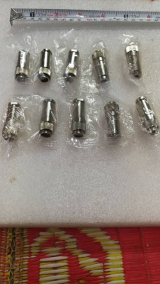 10อัน 200บ.ส่งฟรี083-2000058 LINE ID: line832923 Connector ของใหม่แบบสวมชนิด 6 พิน โครงสร้างโลหะแข็ง