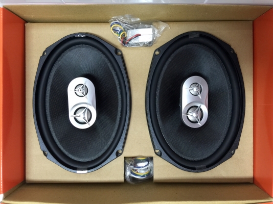 ขายลำโพงแกนร่วม 3 ทาง 6X9 JBL รุ่น P953 เสียงดีระดับ Hi-end เลยครับ ขายลำโพงแกนร่วม 3 ทาง 6X9 JBL รุ่น P953 เสียงดีระดับ Hi-end เลยครับ