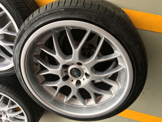 ล้อ PIAA 18" + ยางใหม่ 18000