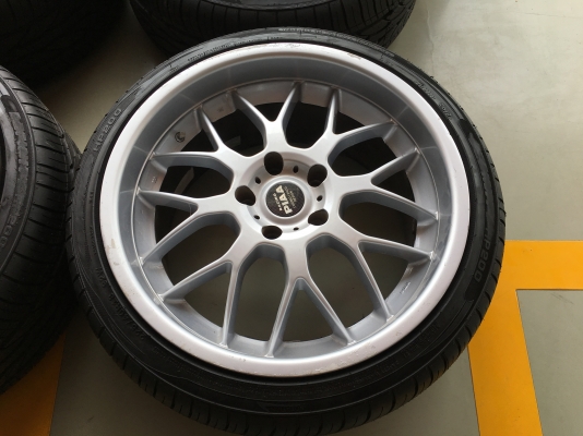 ล้อ PIAA 18" + ยางใหม่ 18000