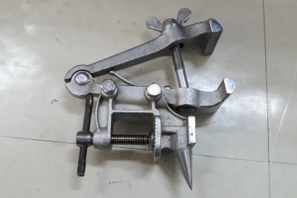 ขายปากกาจับขอบโต๊ะ จับชิ้นงานรัสเซีย งานเก่าเก็บ MADE IN RUSSIA.