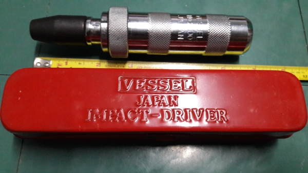 ขายไขควงตอกVESSEL  Made in Japan.ใหม่เก่าเก็บ