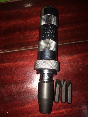 ขายไขควงตอกVESSEL  Made in Japan.ใหม่เก่าเก็บ