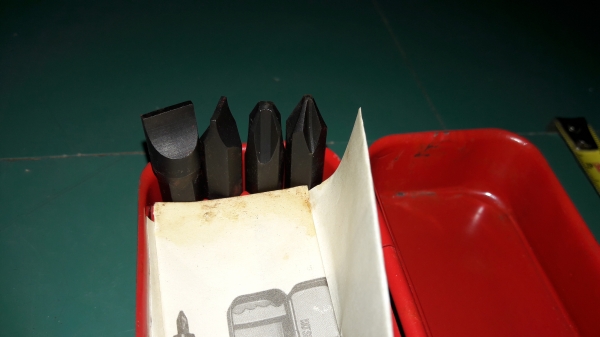 ขายไขควงตอกVESSEL  Made in Japan.ใหม่เก่าเก็บ