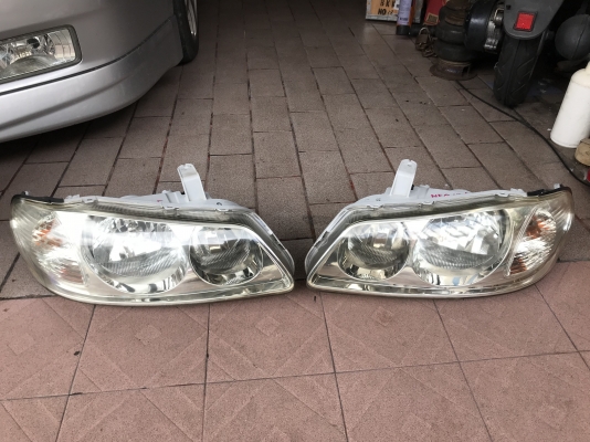 ไฟหน้า NISSAN NEO ตัวท้ายเเตงโมเก่าญี่ปุ่นสภาพดี