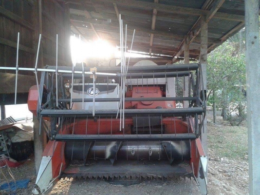 ขายรถเกี่ยวข้าว Dc 60 plus พร้อมพ่วงลาก ขายรถเกี่ยวข้าว Dc 60 plus พร้อมพ่วงลาก