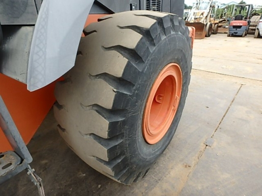 ขายรถตัก ยี่ห้อ HITACHI รุ่น ZW220 ขายรถตัก ยี่ห้อ HITACHI รุ่น ZW220