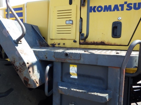 ขายรถตัก ยี่ห้อ KOMATSU รุ่น WA470-5