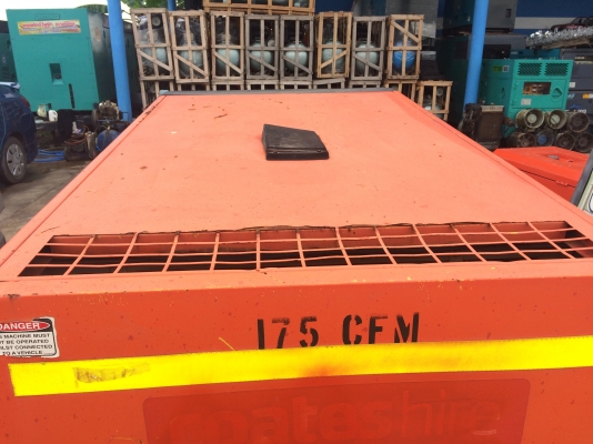 ขายปั๊มลมนำเข้าเพิ่งมาถึง ขนาด175 cfm ท่านที่หาไม่ผิดหวัง