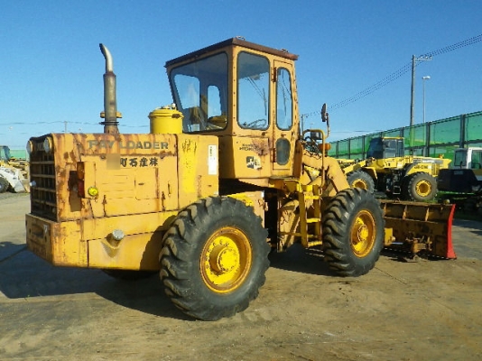 ขายรถตัก ยี่ห้อ KOMATSU รุ่น JH63K