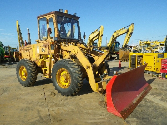 ขายรถตัก ยี่ห้อ KOMATSU รุ่น JH63K