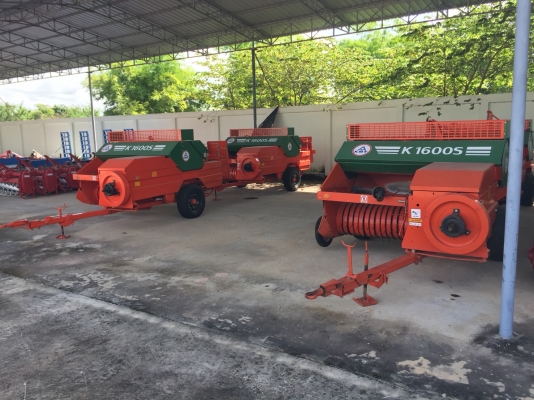 เครื่องอัดฟาง KMT  K1600S