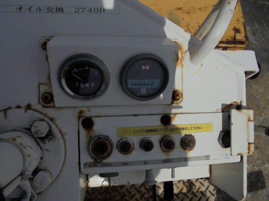 ขายรถบด/หน้าเหล็ก หลังยาง  ยี่ห้อ  KOMATSU รุ่น   JV40CW-1 เครื่องยนต์  D1100-bh เก่าจาก ญี่ปุ่น   ยังไม่เคยใช้งานในไทย ขายราคา 295,000 บาท