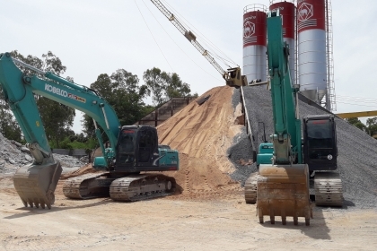 ขายรถแบ็คโฮ KOBELCO SK200-8 Yn12 SuperXM ใช้งาน 1 พันชั่วโมง สภาพนางฟ้า ทำงานสมบูรณ์ทุกระบบ