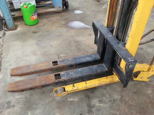 ขายรถยก STCKER 600 KG