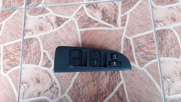 สวิตช์ กดกระจกข้างขวา TOYOTA CADINA มือสองจากญี่ปุ่น