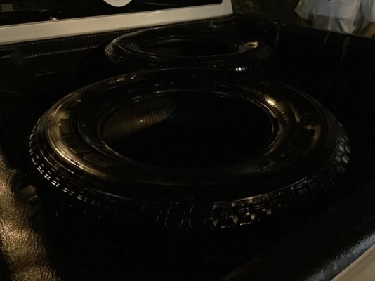 ยาง Bridgestone 245 70 16 ปี17 ดอกเต็ม ไม่มีปะ เนื้อนิ่มๆ ใช้ยาว ราคาไม่แพง ยาง Bridgestone 245 70 16 ปี17 ดอกเต็ม ไม่มีปะ เนื้อนิ่มๆ ใช้ยาว ราคาไม่แพง