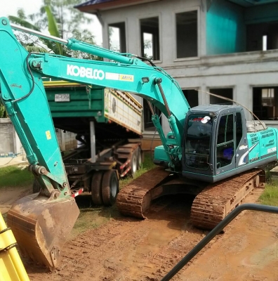 ขายรถแบ็คโฮ KOBELCO SK200-8 Yn12 SuperX สภาพดี พร้อมใช้งาน