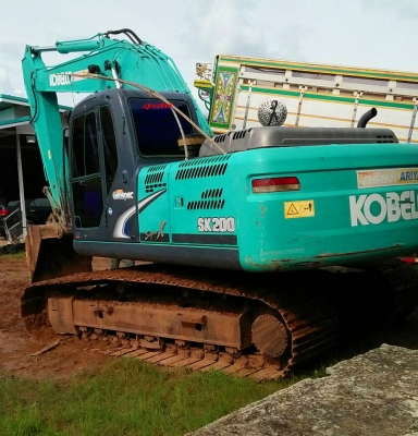 ขายรถแบ็คโฮ KOBELCO SK200-8 Yn12 SuperX สภาพดี พร้อมใช้งาน
