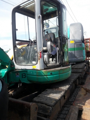 มาใหม่จ้า..KOMATSU PC40MR  -1  เก่าญี่ปุ่นแท้  สภาพสวย เดิมๆๆ  3,xxx  ชั่วโมง  พร้อมใช้  โทร  089-3818694  ดวงนภา