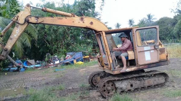 ขายด่วนแมคโค