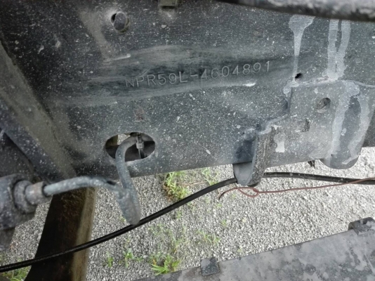 ขายด่วนหกล้อดั้ม NPR พร้อมใช้