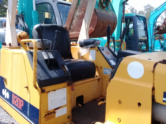ต้องการขายรถดันดินยี่ห้อKOMATSU-D20P-6 รถนอกนำเข้าจากญี่ปุ่น ต้องการขายรถดันดินยี่ห้อKOMATSU-D20P-6 รถนอกนำเข้าจากญี่ปุ่น