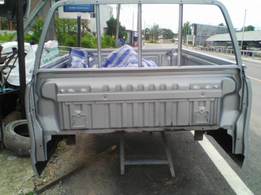 ขาย กระบะหลัง revo สวยใหม่