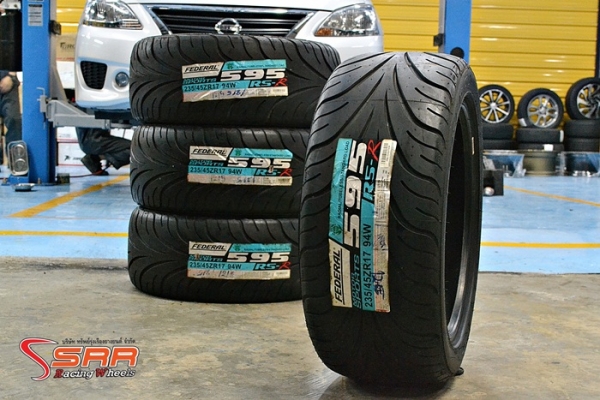 FEDERAL RS-R 235/45ZR17 เส้นละ 3,000 บาทปี14 FEDERAL RS-R 235/45ZR17 เส้นละ 3,000 บาทปี14